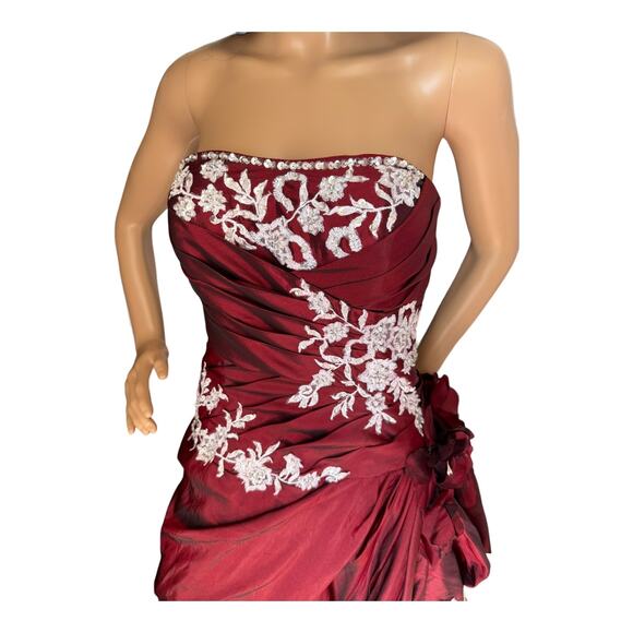 Burgandy Ball Gown Sweetheart Beading Long Taffeta Quinceanera Dress size Medium - Picture 16 of 16